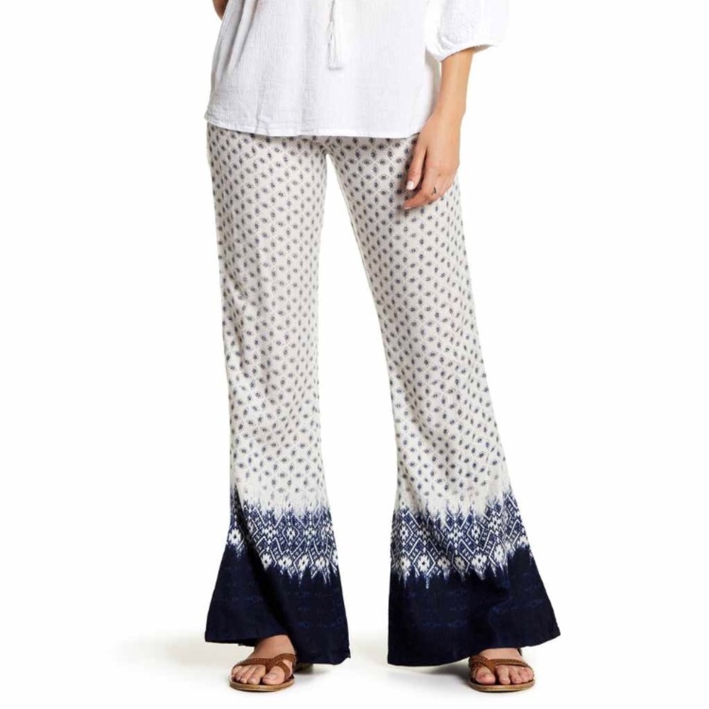 Runaway Flare Woven Pant
